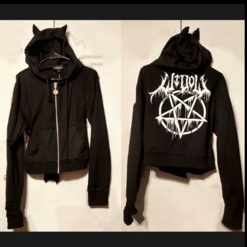 Gothic Demon Horn Pentagram Crop Hoodie Killstar Hot Topic Widow Blackcraft
